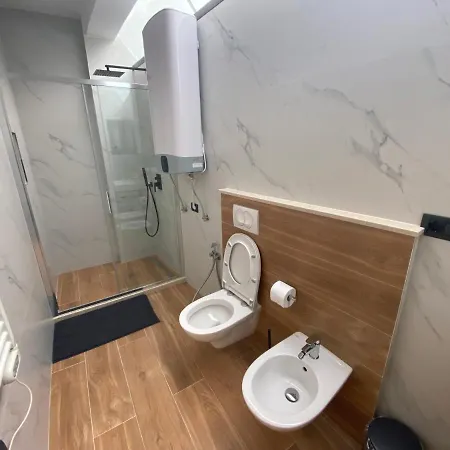 Panzió Vila-amo, Suites&rooms In Center 3*