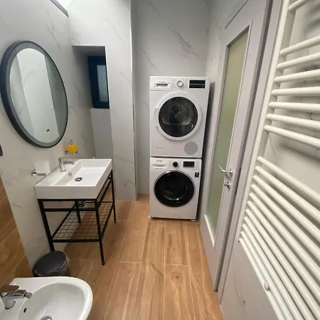 Vila-amo, Suites&rooms In Center Tirana
